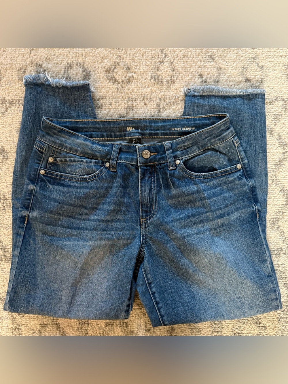 Rewash Distressed Cropped Denim Jeans in Blue